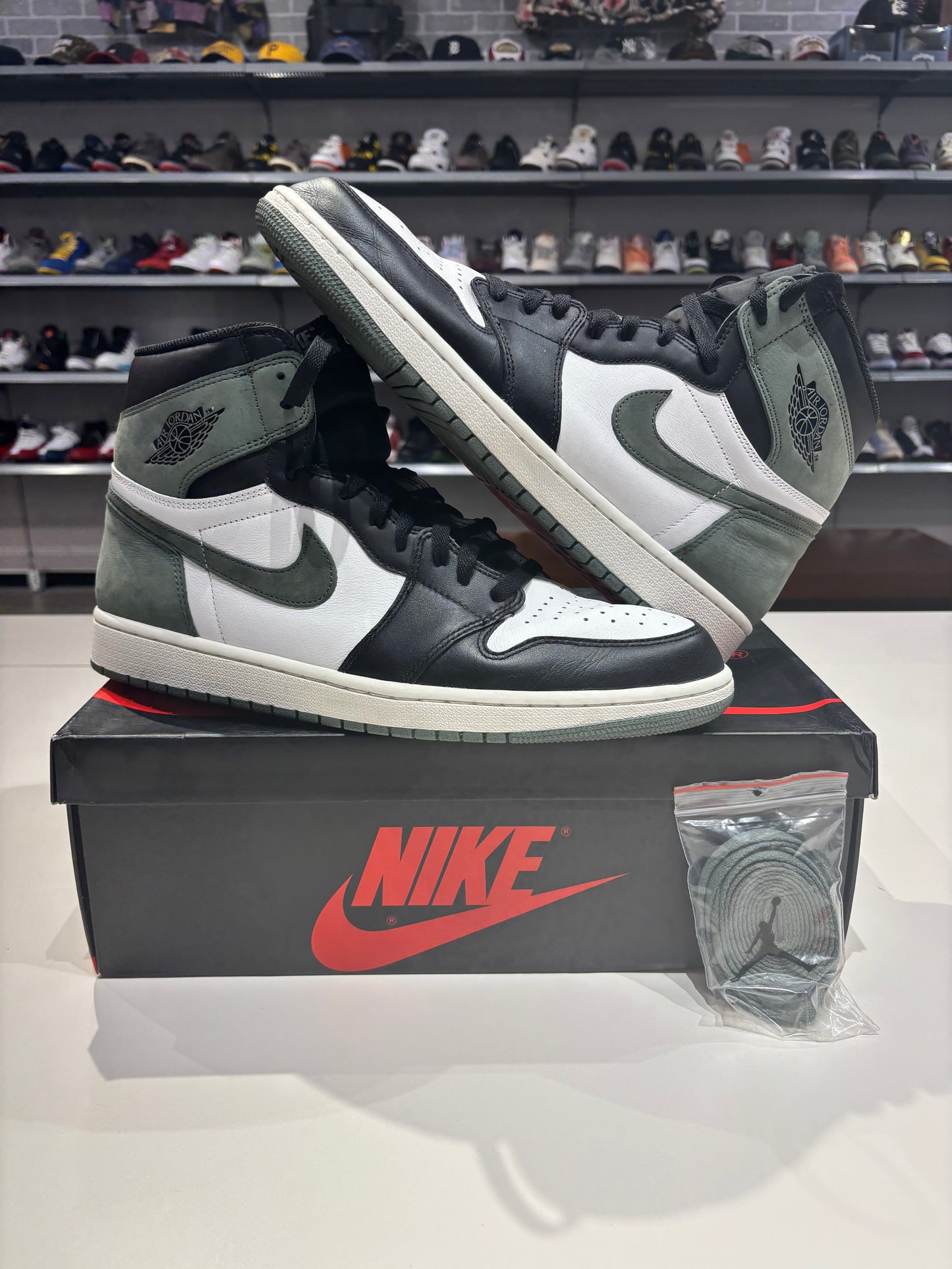 Preowned Air Jordan 1 clay green