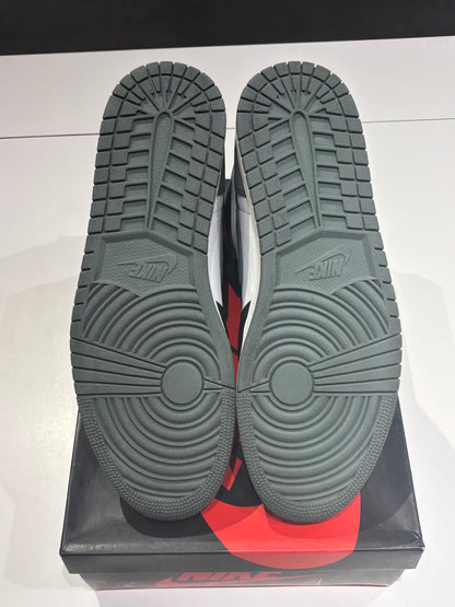 Preowned Air Jordan 1 clay green