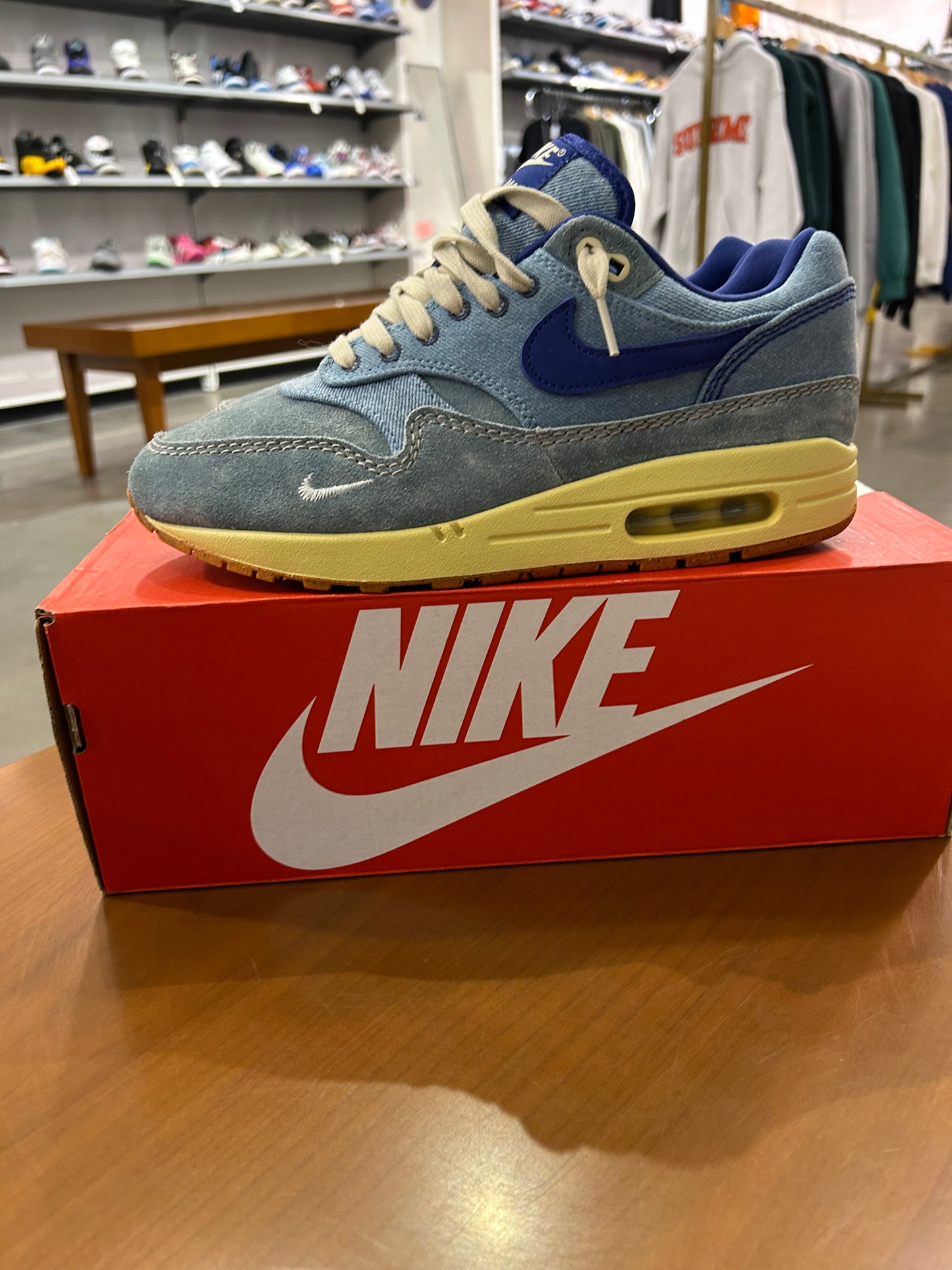 Preowned Air Max 1 Dirty Denim