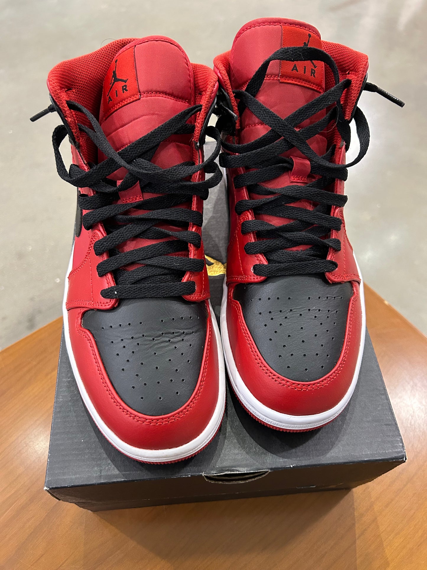 Preowned Air Jordan 1 Mid Reverse Bred