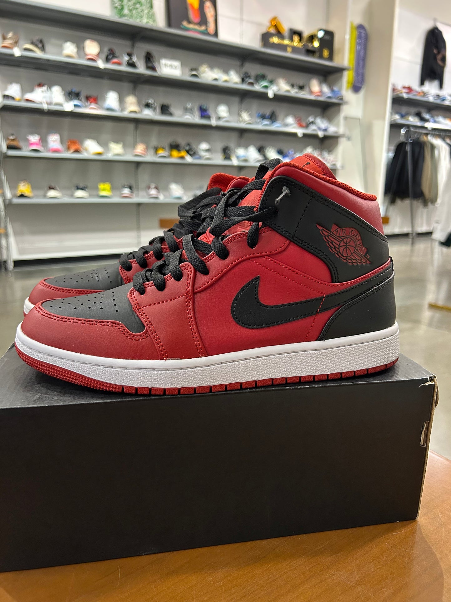 Preowned Air Jordan 1 Mid Reverse Bred