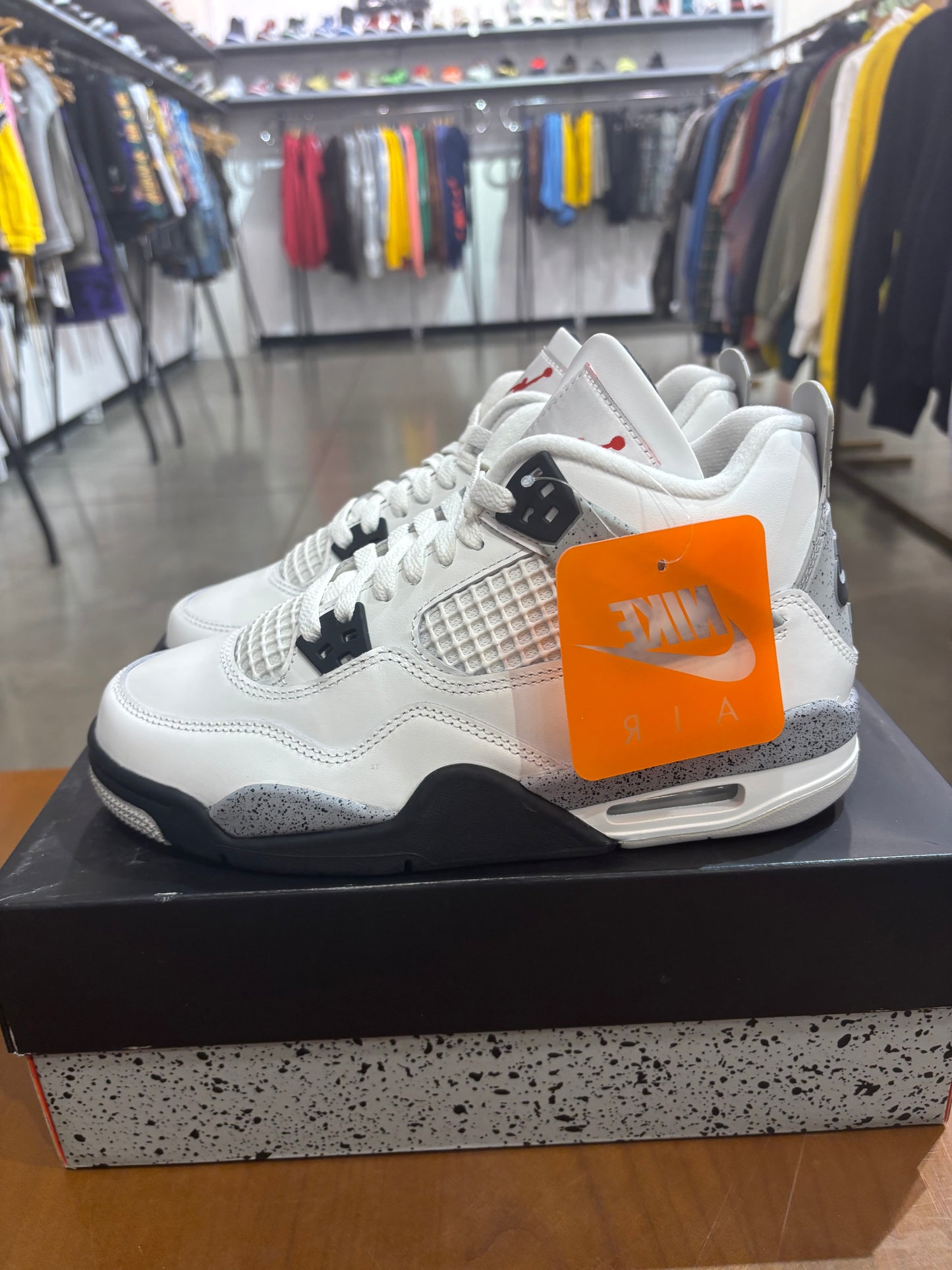 Air Jordan 4 White Cement