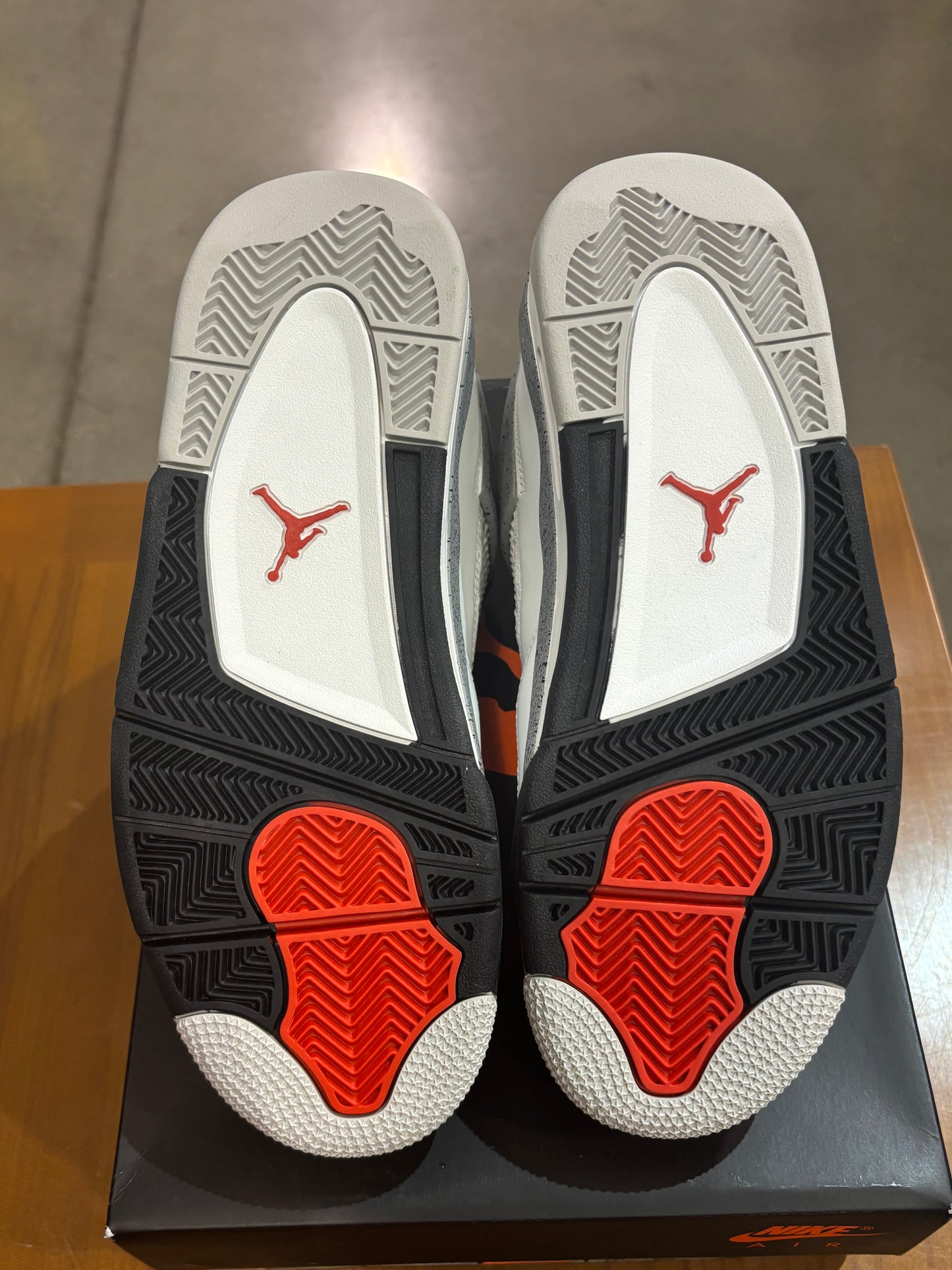 Air Jordan 4 White Cement