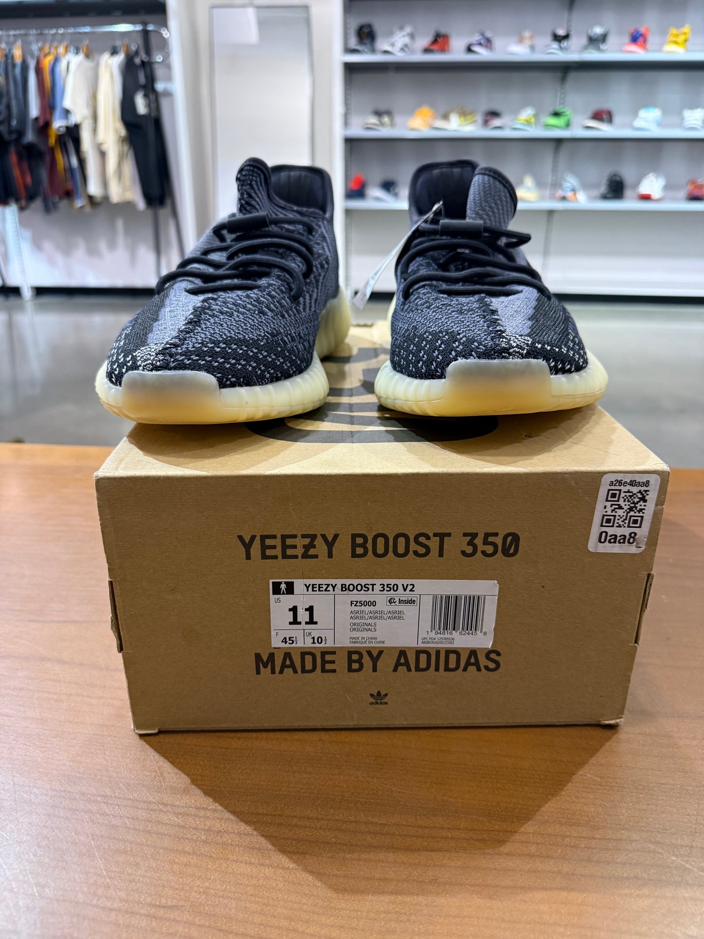 Yeezy 350 Carbon