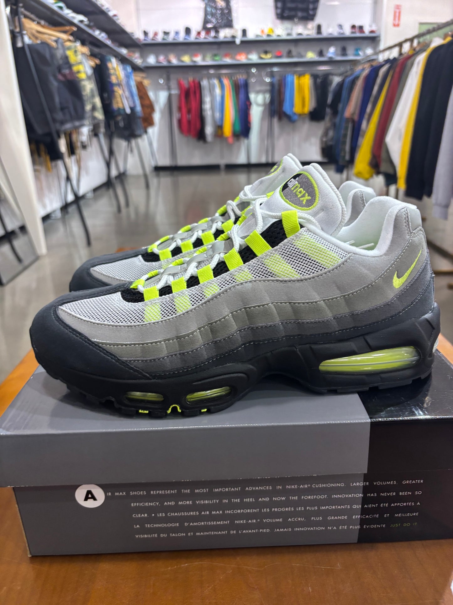 Nike Air Max 95 OG Big Bubble Neon 2025