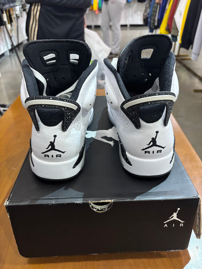 Preowned Air Jordan 6 Reverse oreo