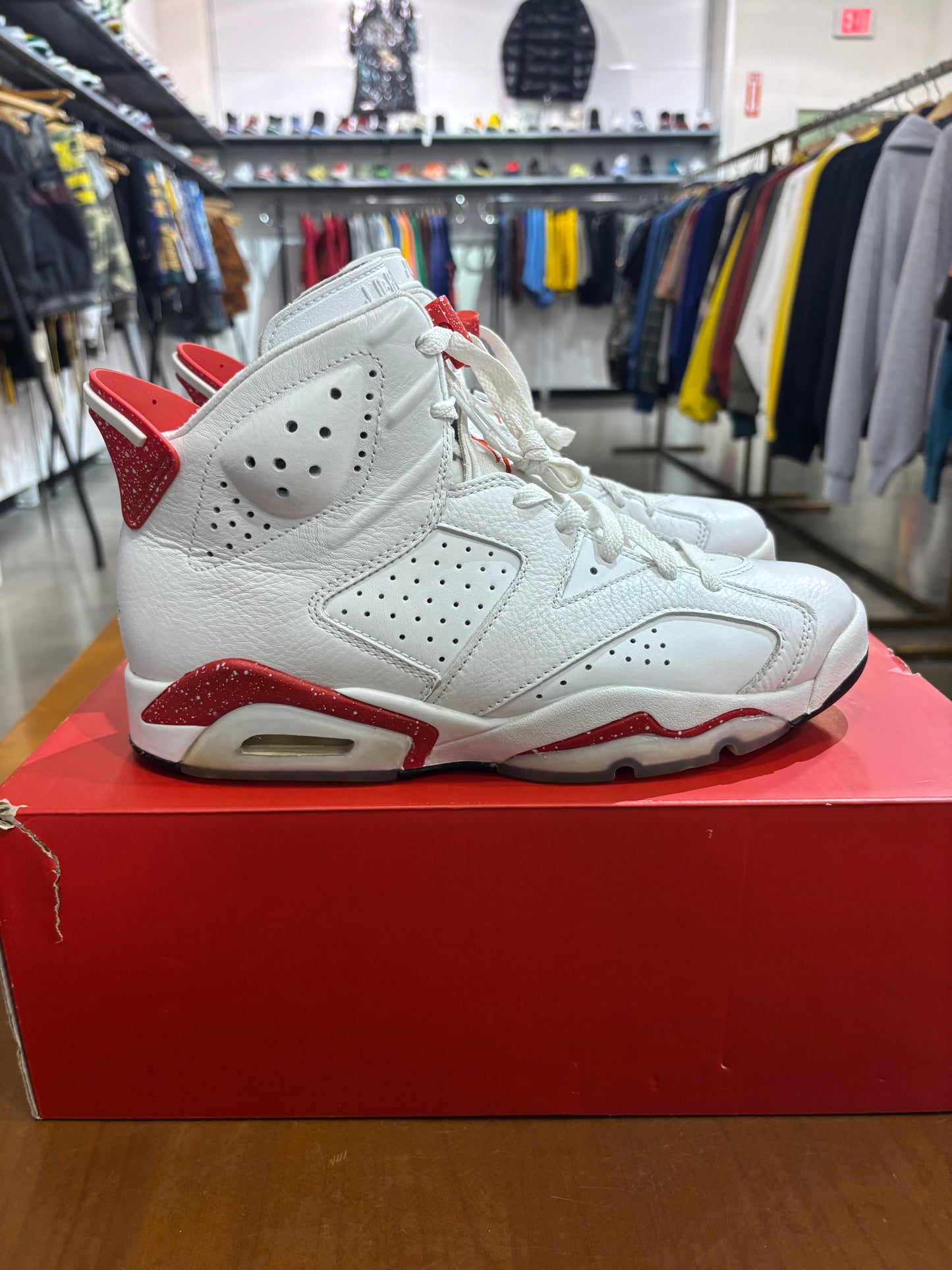 Preowned Air Jordan 6 Red Oreo