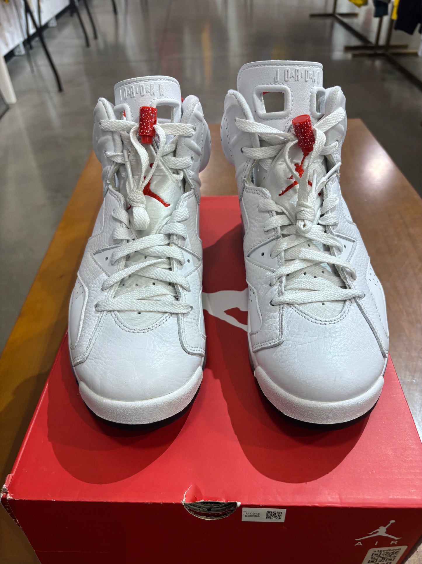 Preowned Air Jordan 6 Red Oreo