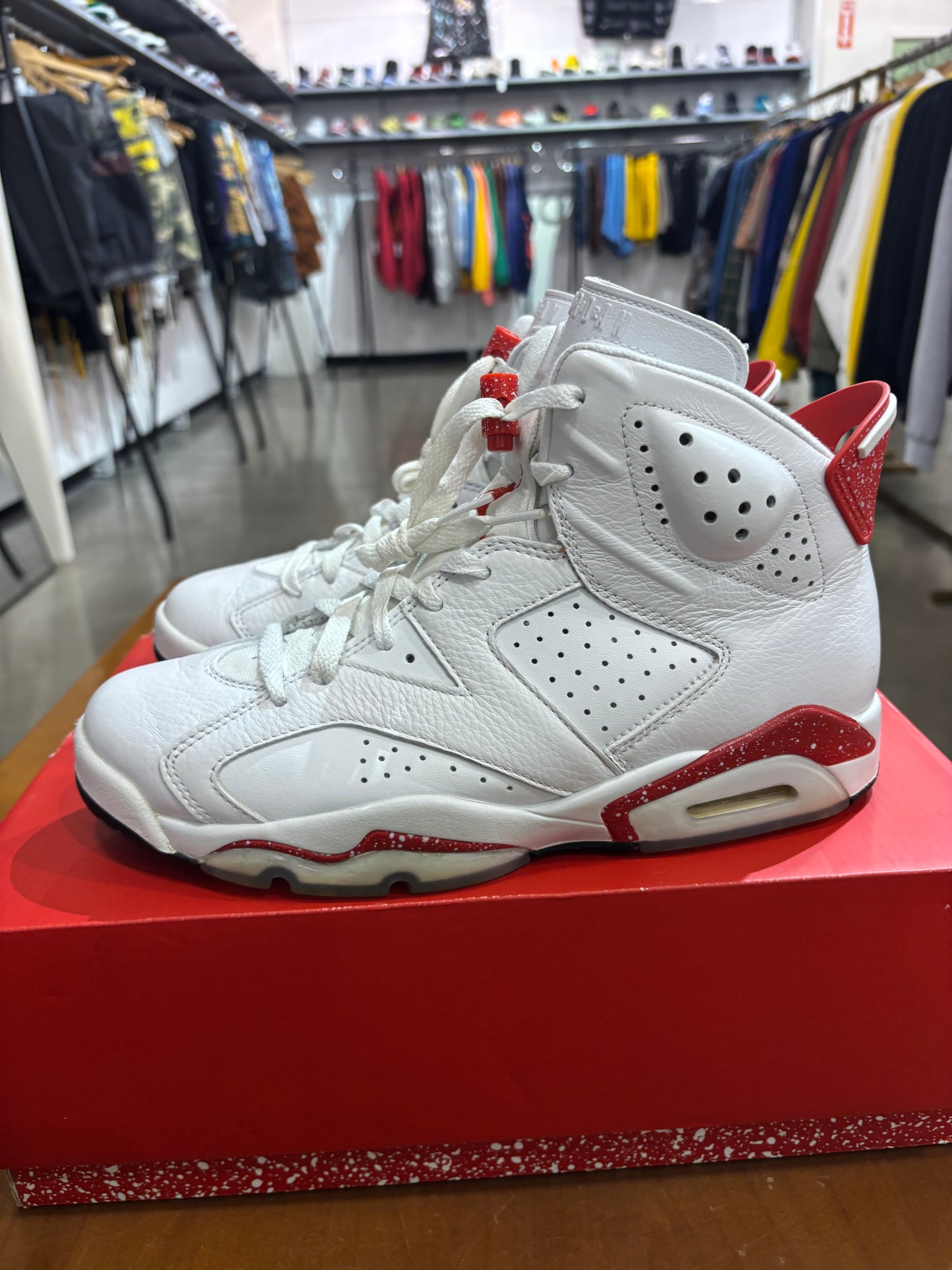 Preowned Air Jordan 6 Red Oreo