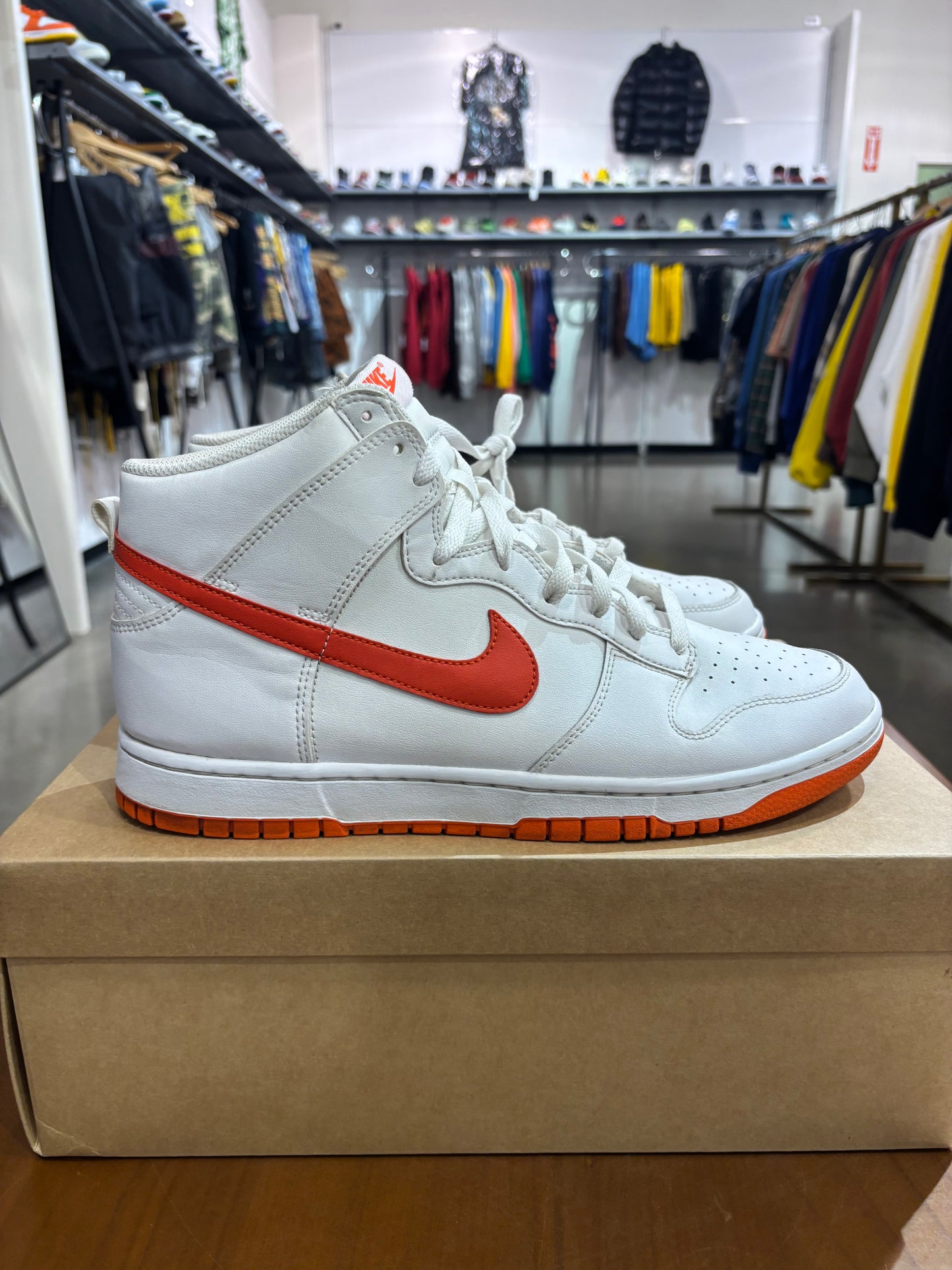 Preowned Nike Dunk High White Picante Red