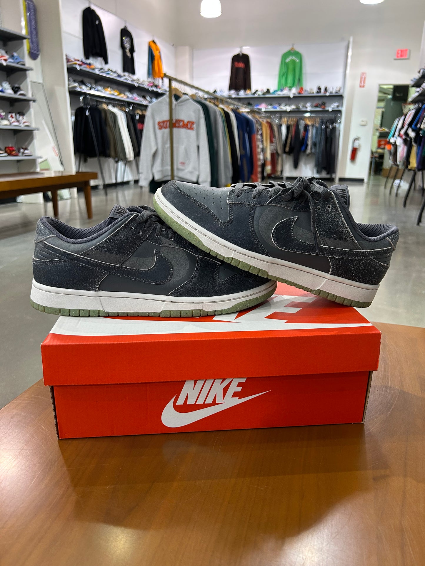 Preowned Nike Dunk Low PRM Halloween