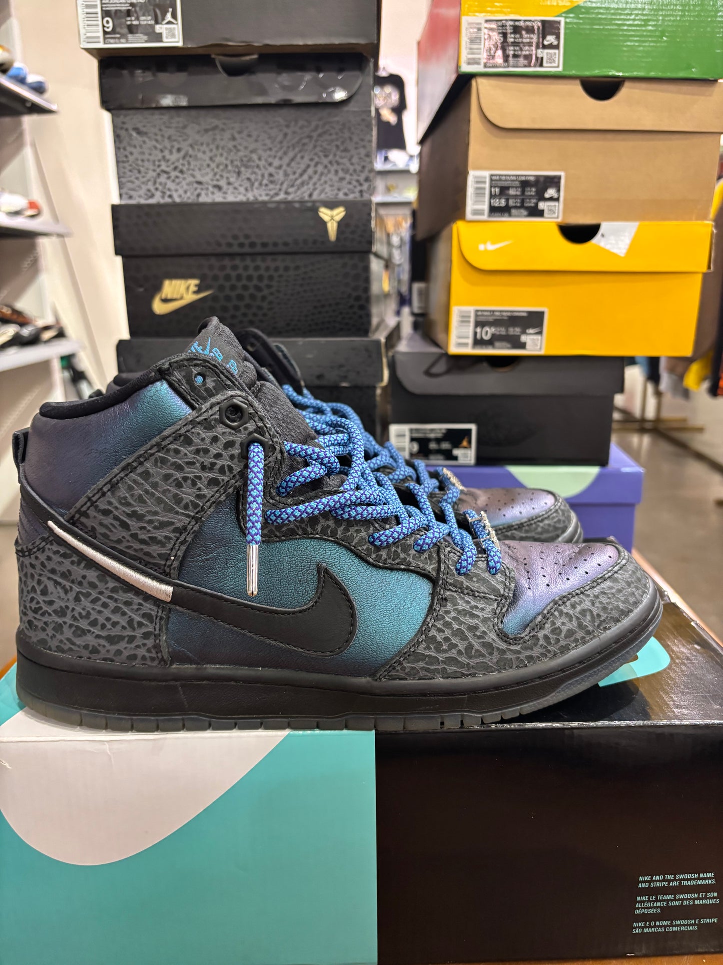 Preowned Nike SB Dunk High Black Sheep