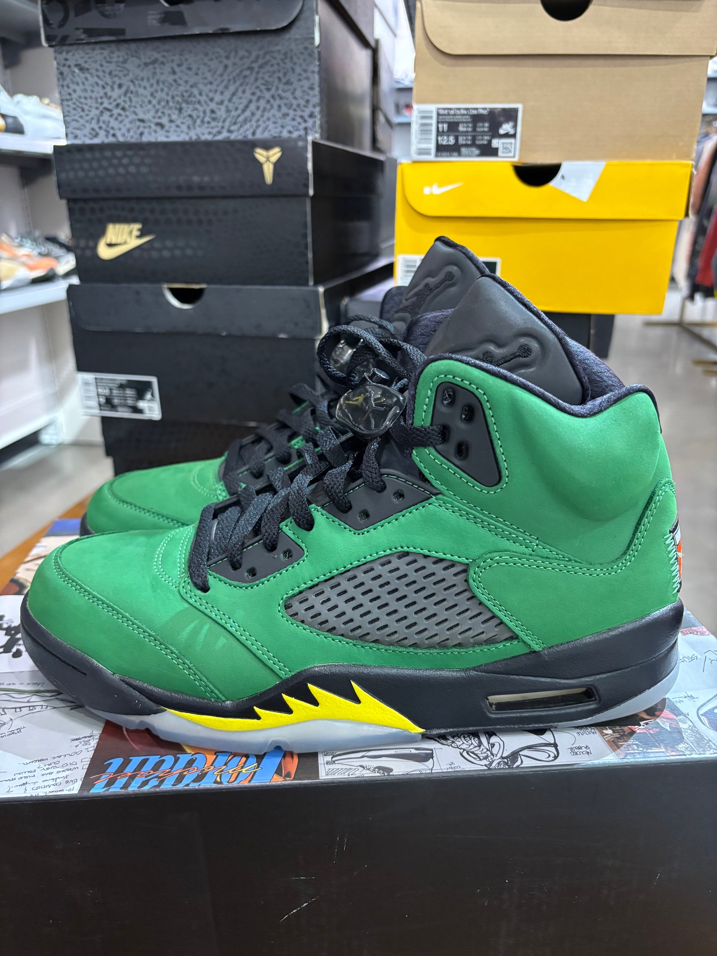 Preowned Air Jordan 5 SE Oregon