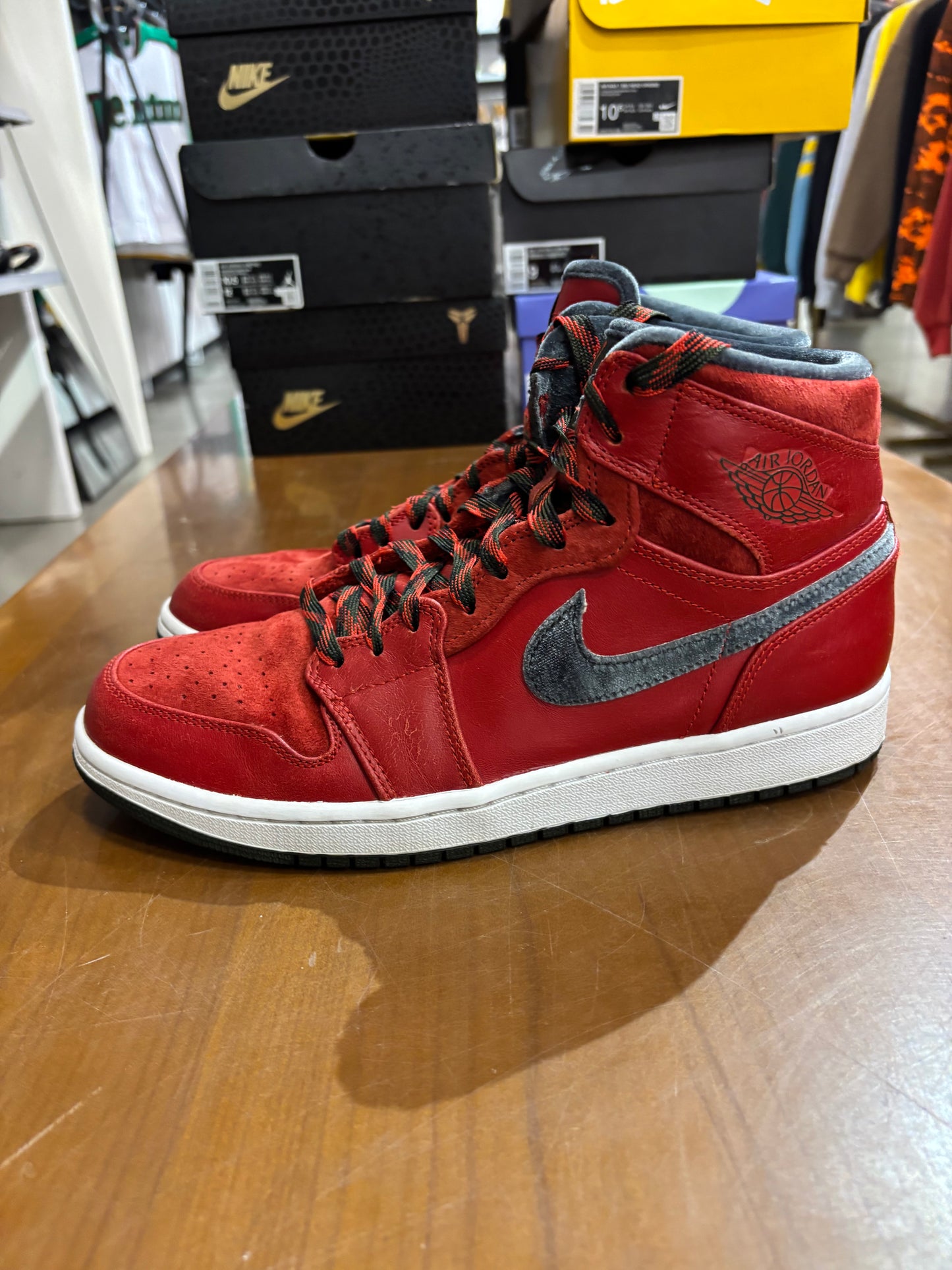 Preowned Air Jordan 1 Premier Red Gucci