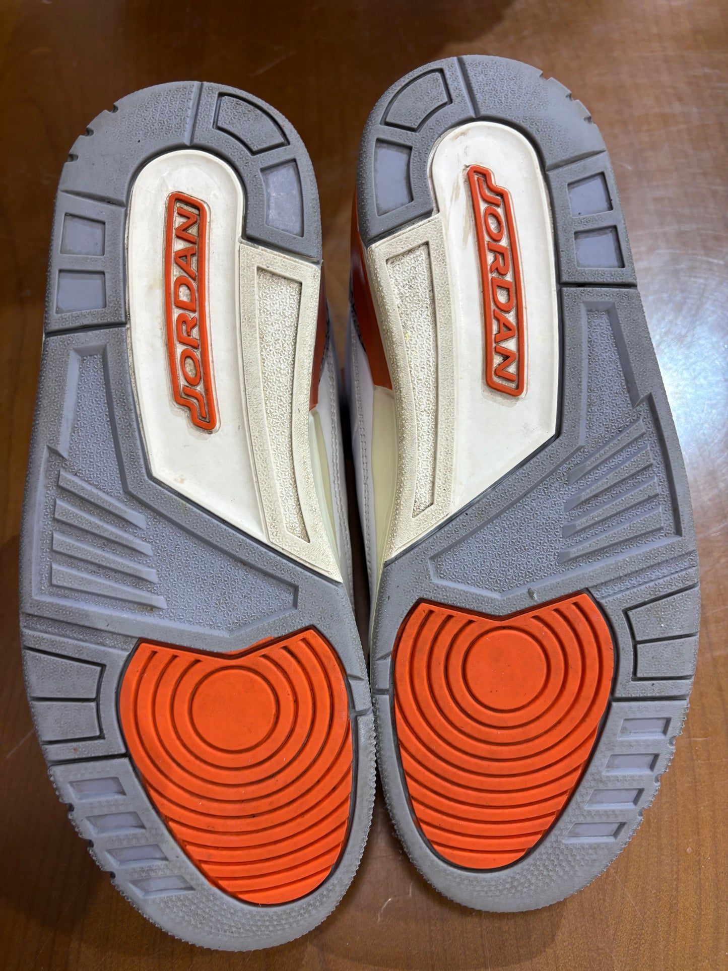 Preowned Air Jordan 3 Georgia Peach