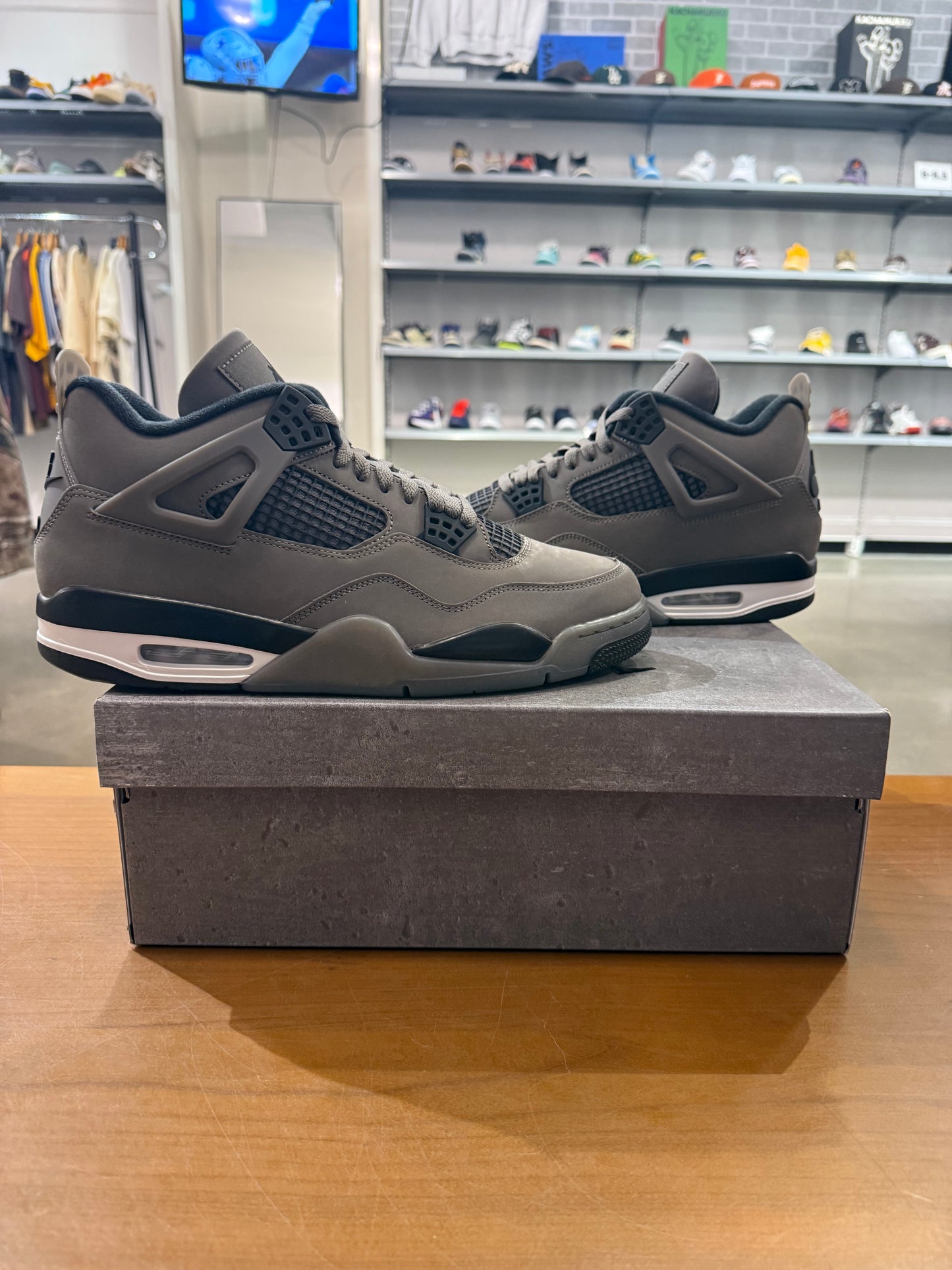 Air Jordan 4 Cave Stone