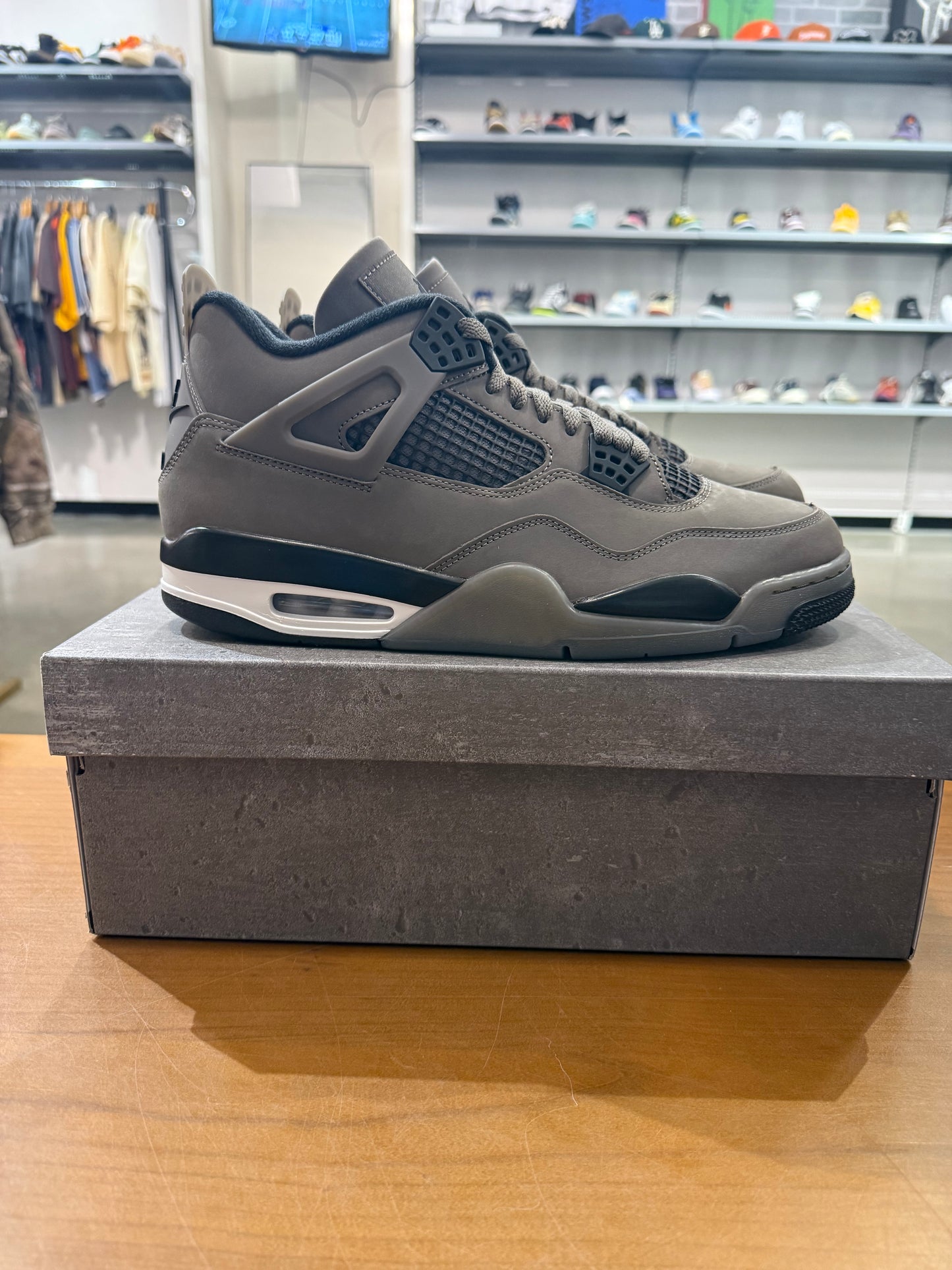 Air Jordan 4 Cave Stone