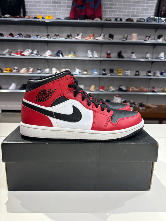 Preowned Air Jordan 1 Mid Chicago Toe