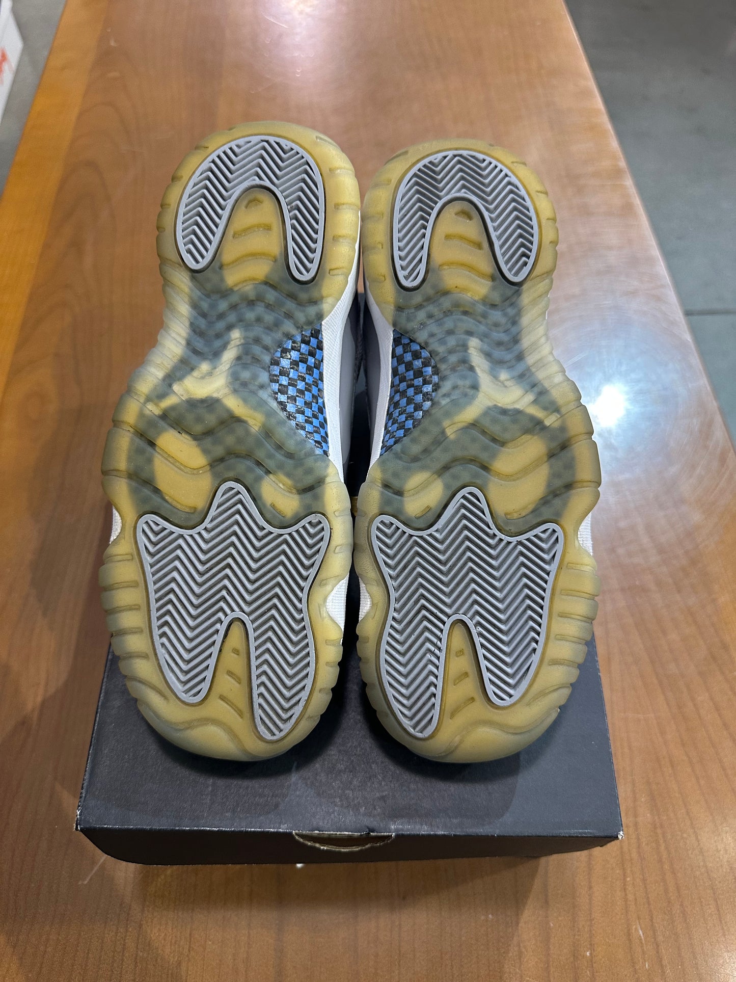 Preowned Air Jordan 11 Low Cement Grey