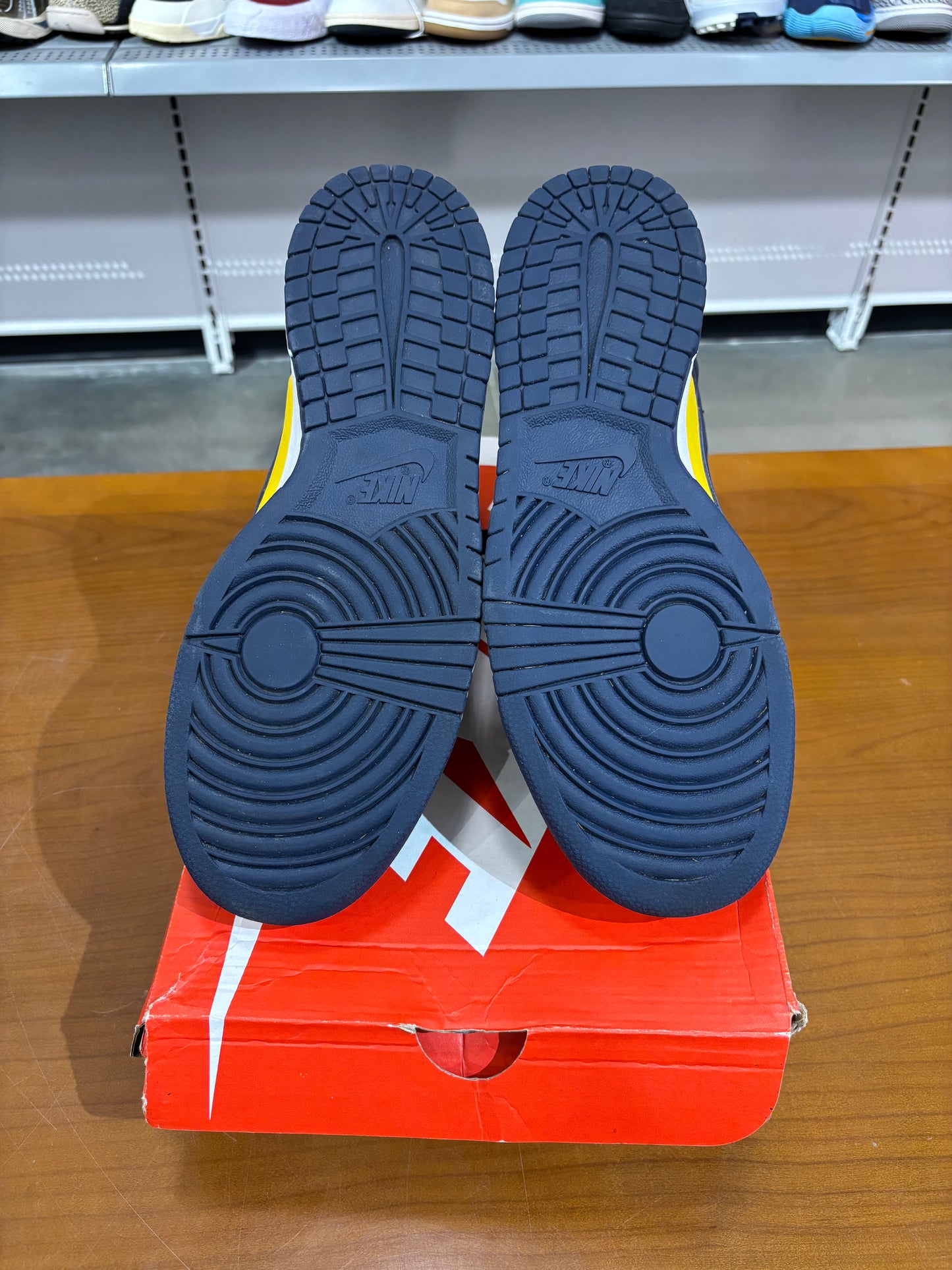 Preowned Nike SB Dunk High Michigan