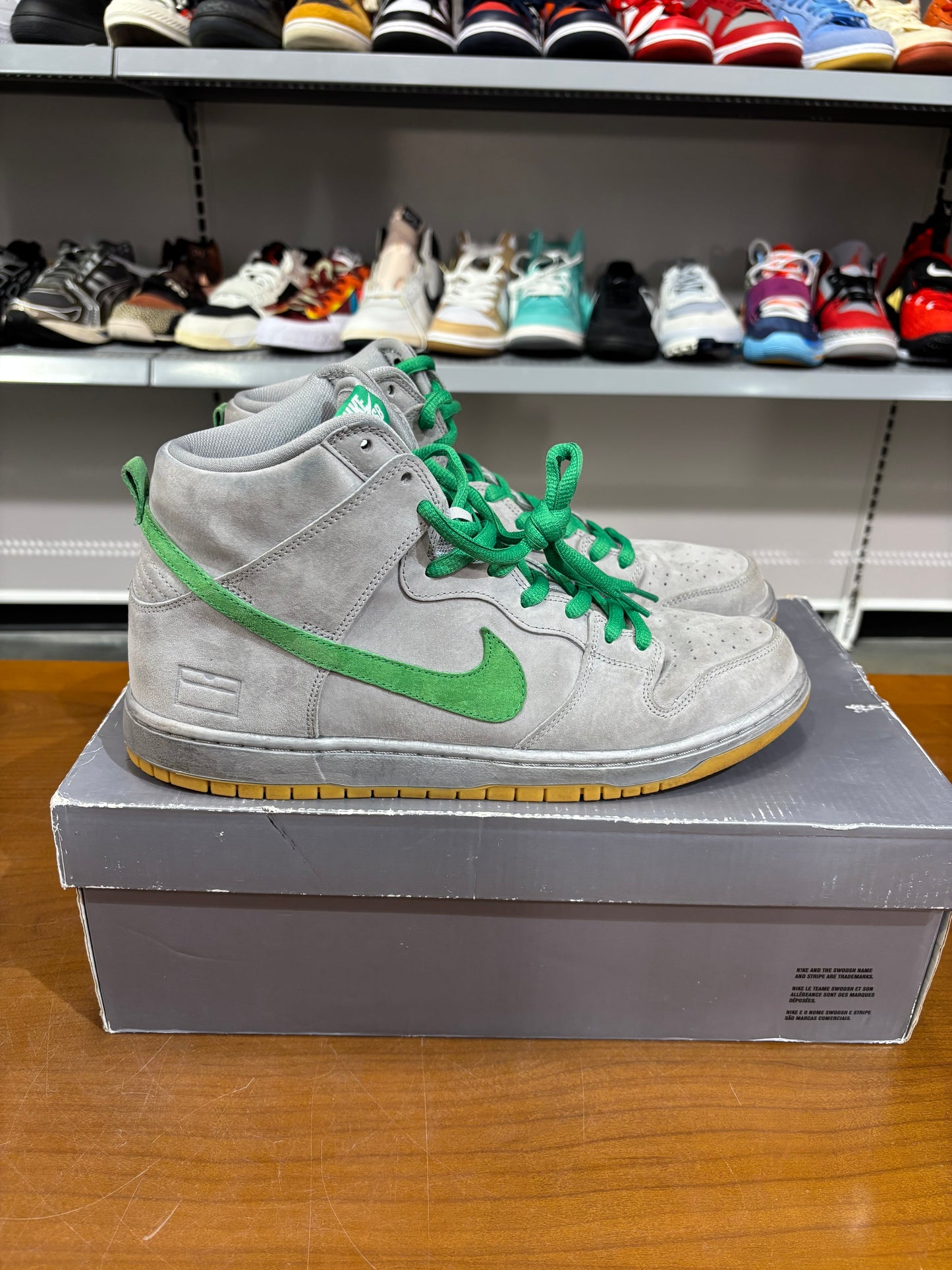 Preowned Nike SB Dunk High Silver Box