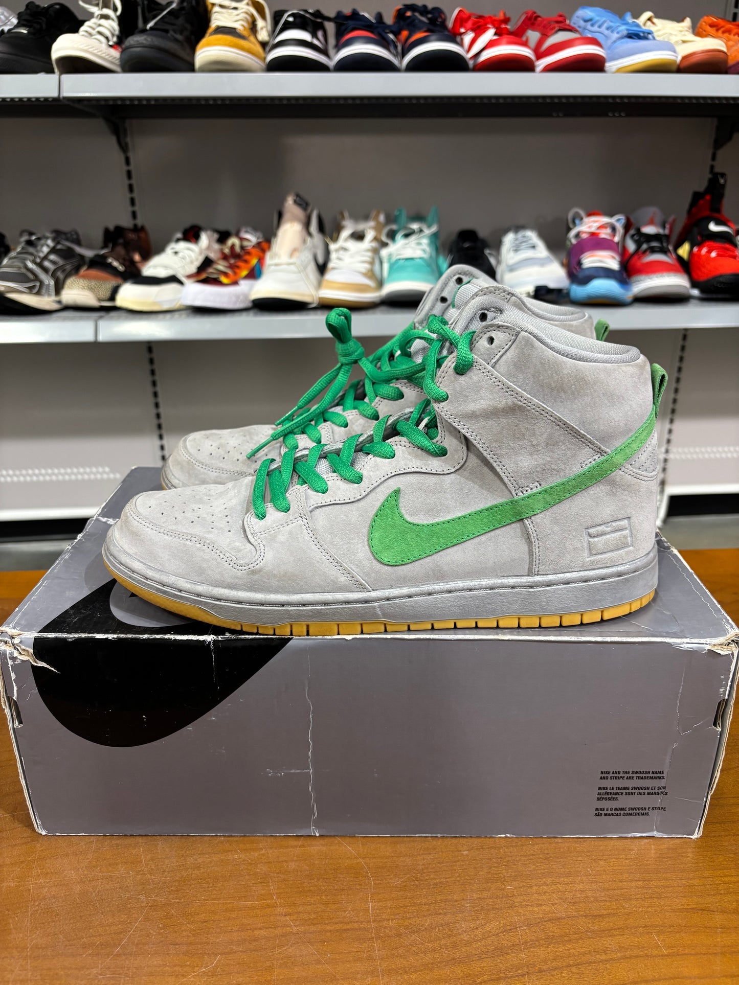 Preowned Nike SB Dunk High Silver Box