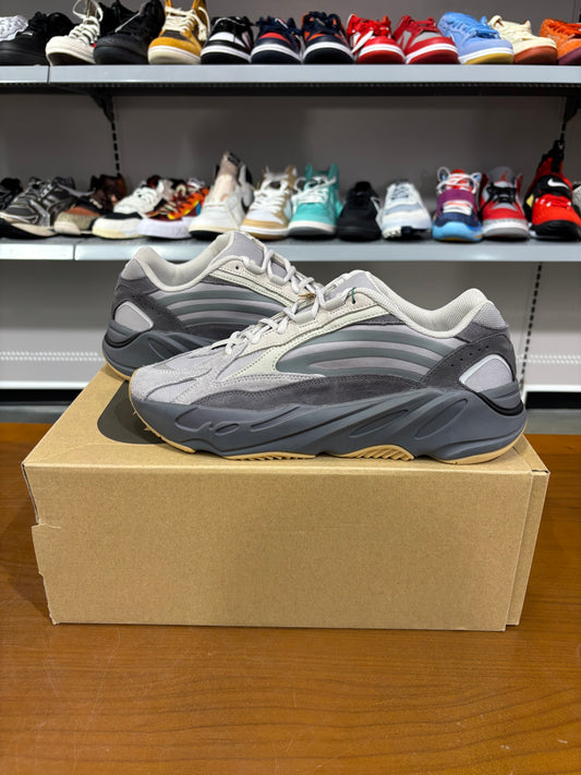 Yeezy 700 Tephra