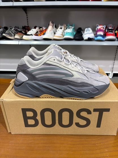 Yeezy 700 Tephra