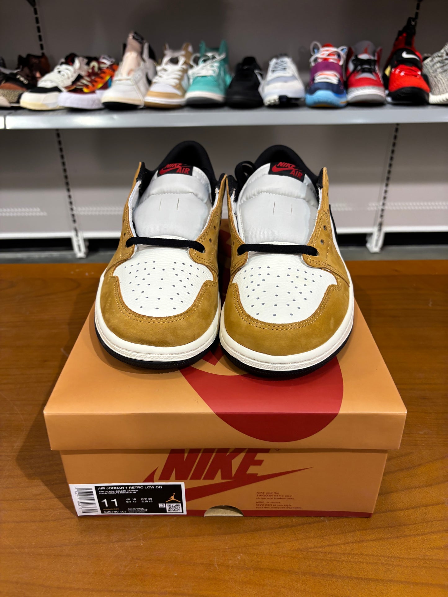 Air Jordan 1 Low OG Rookie of the Year