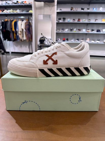 Preowned Off-White Vulcanized Low White Black