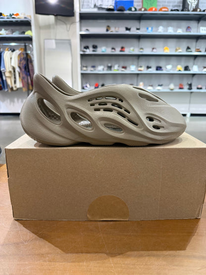 Yeezy Foam Runner Stone Taupe