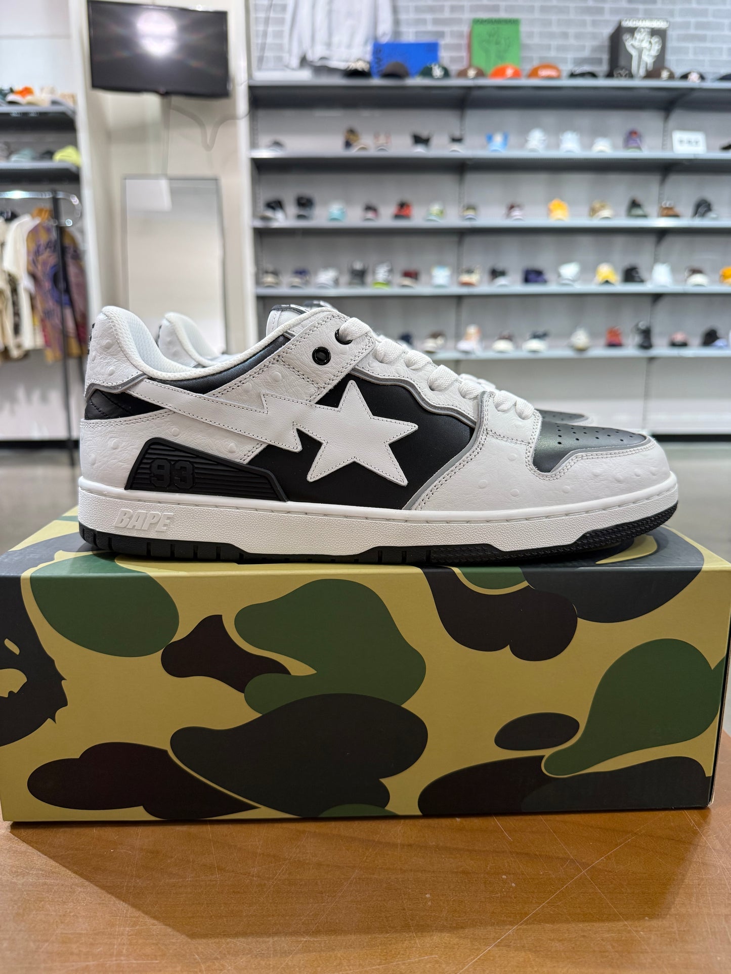 A Bathing Ape Sk8 Sta #1 Ostrick Pack White Black