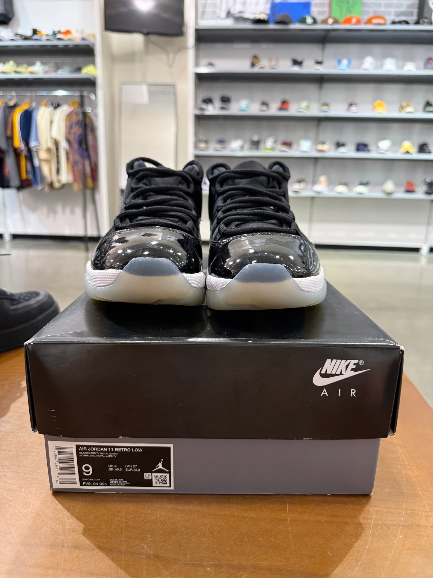 Preowned Air Jordan 11 Low Space Jam