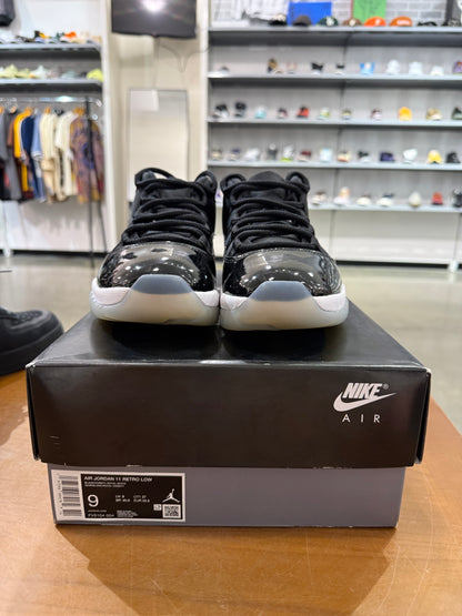 Preowned Air Jordan 11 Low Space Jam
