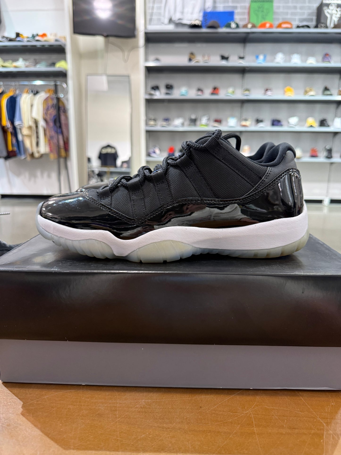 Preowned Air Jordan 11 Low Space Jam