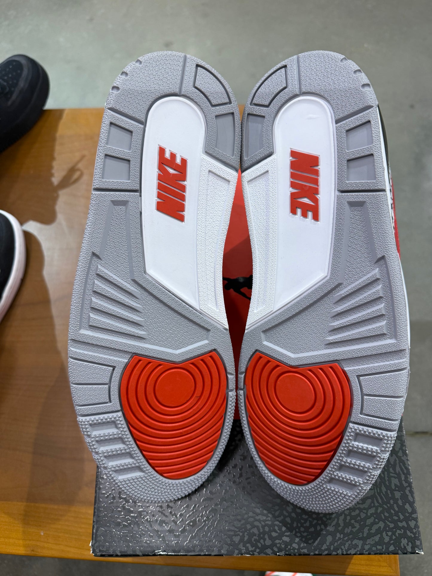 Air Jordan 3 SE Unite