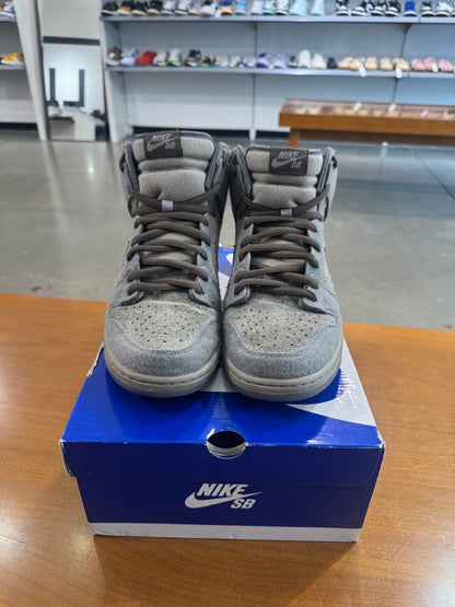 Preowned Nike SB Dunk High Taunton