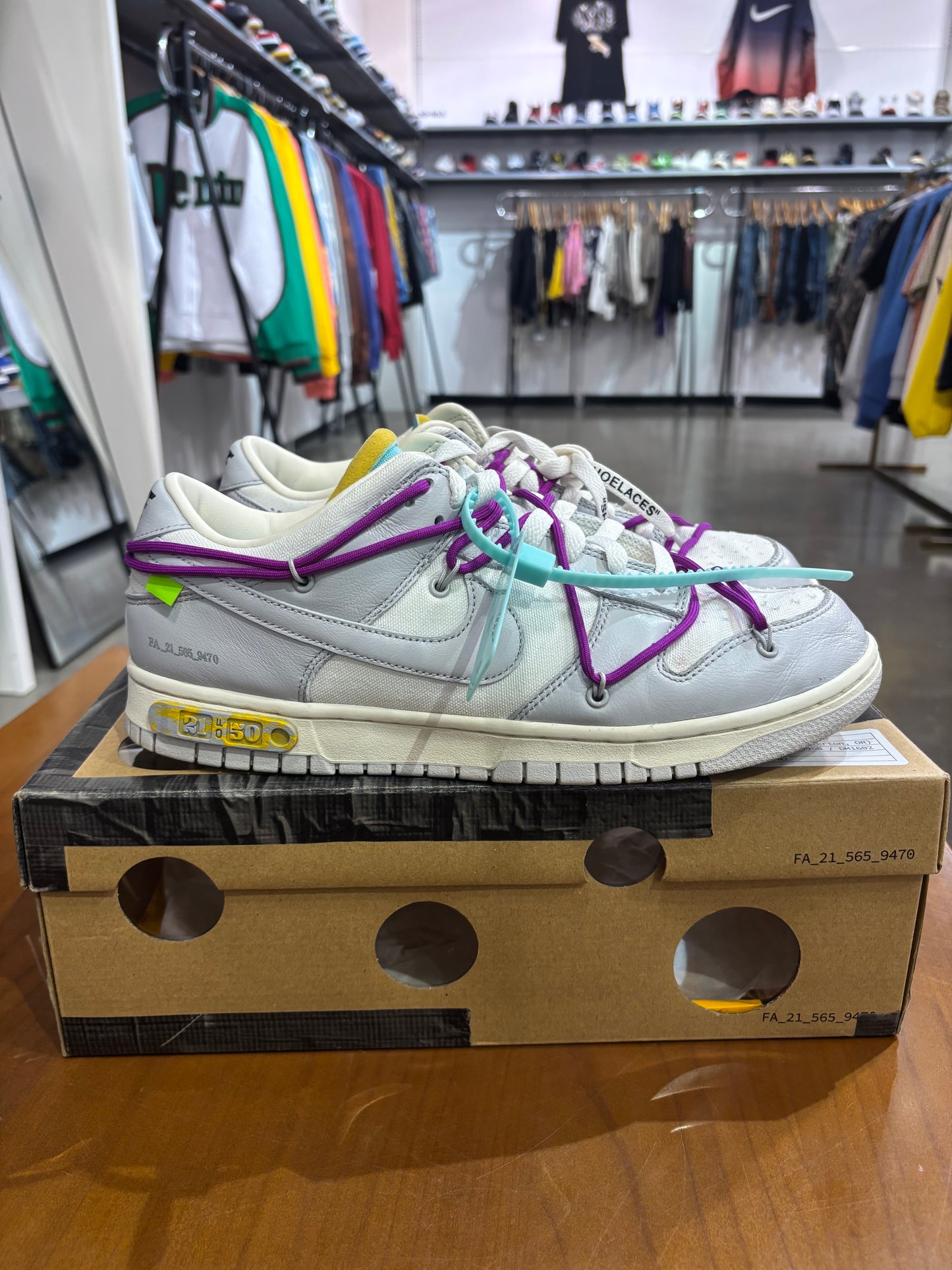 Preowned Off White Nike Dunk Low Lot 21