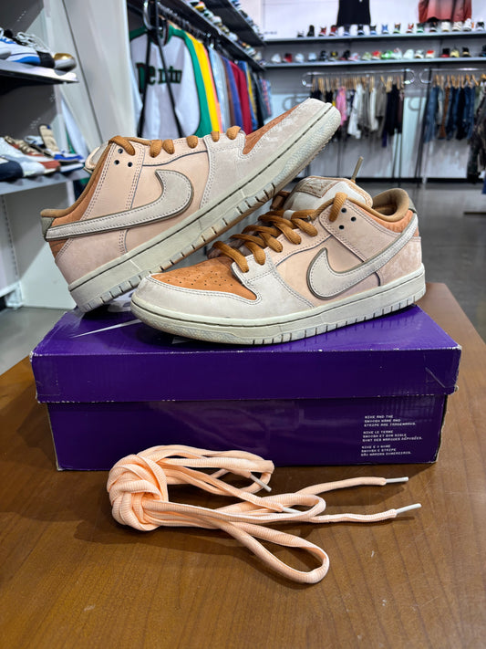 Preowned Nike SB Dunk Low Trocadero Gardens