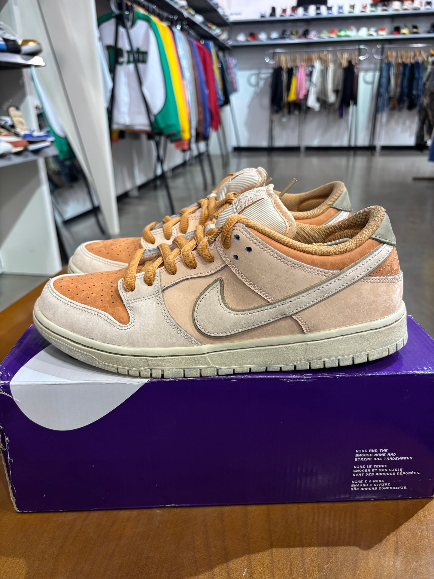 Preowned Nike SB Dunk Low Trocadero Gardens