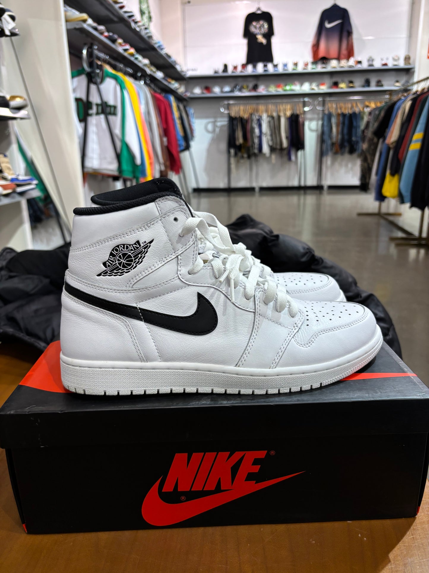 Preowned Air Jordan 1 Yin Yang White