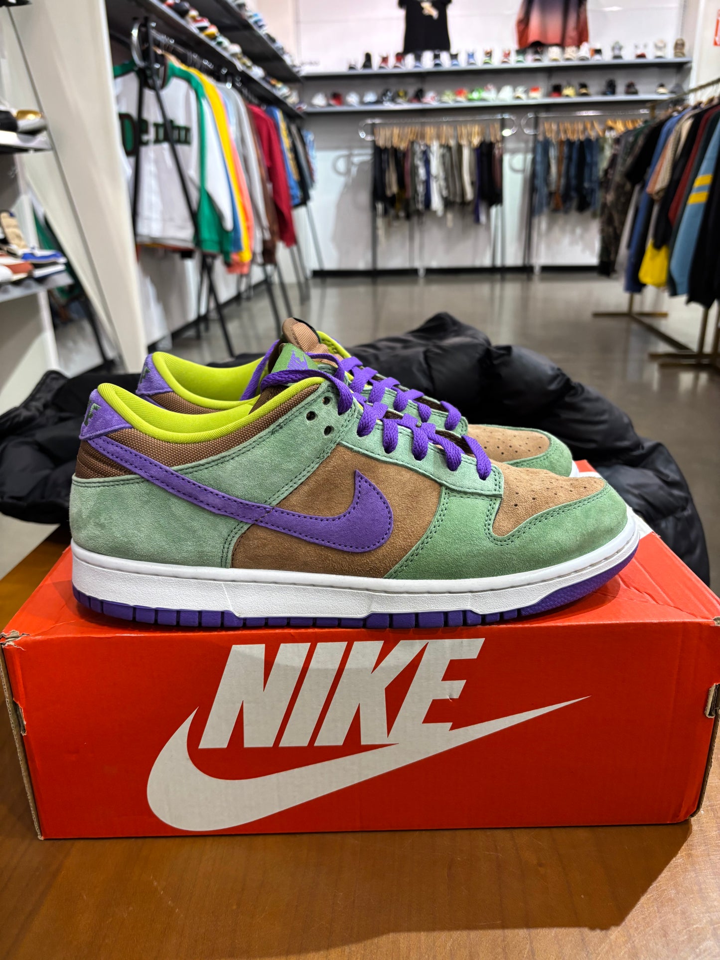 Preowned Nike Dunk Low Veneer