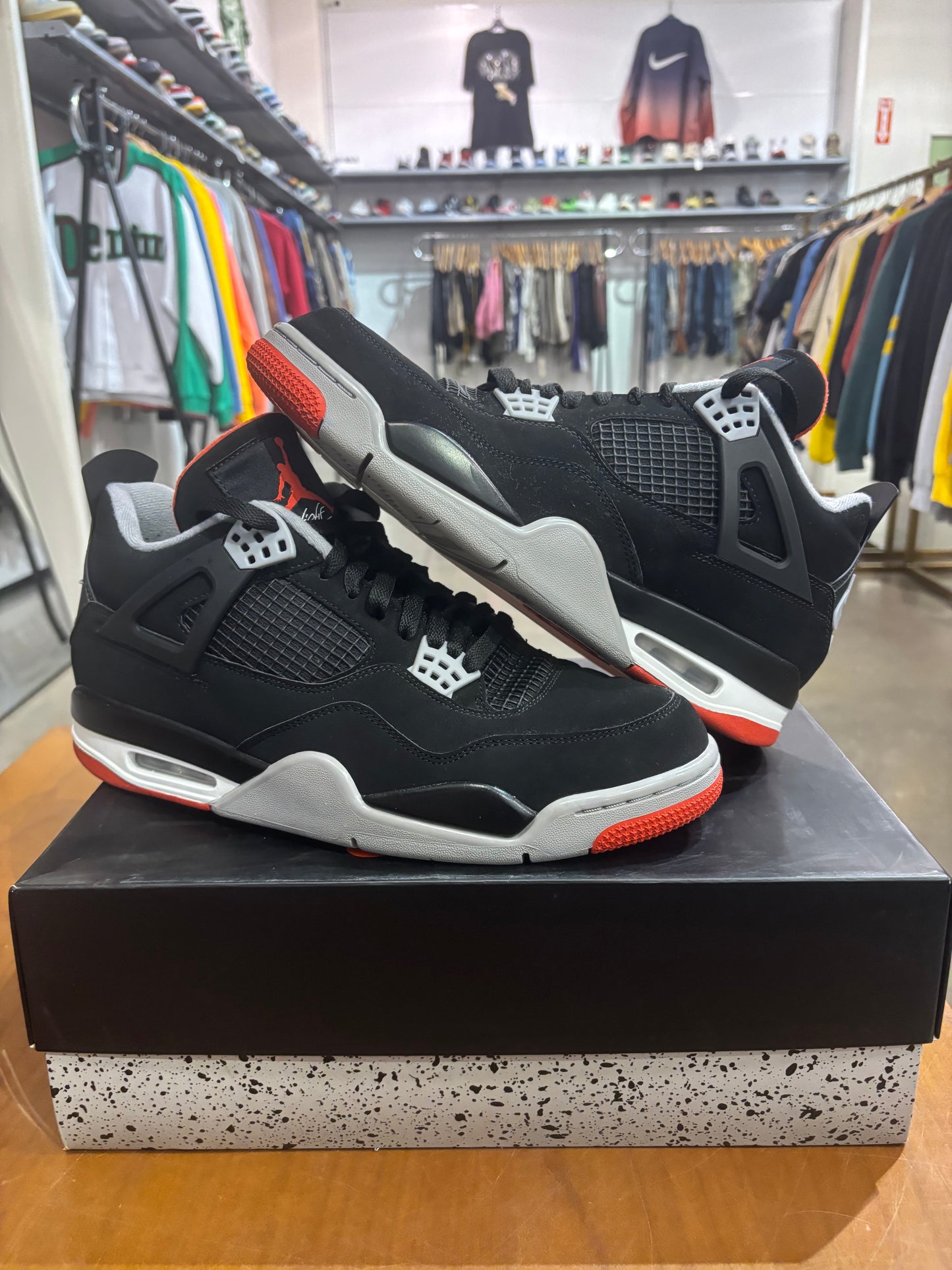 Preowned Air Jordan 4 Bred 2019