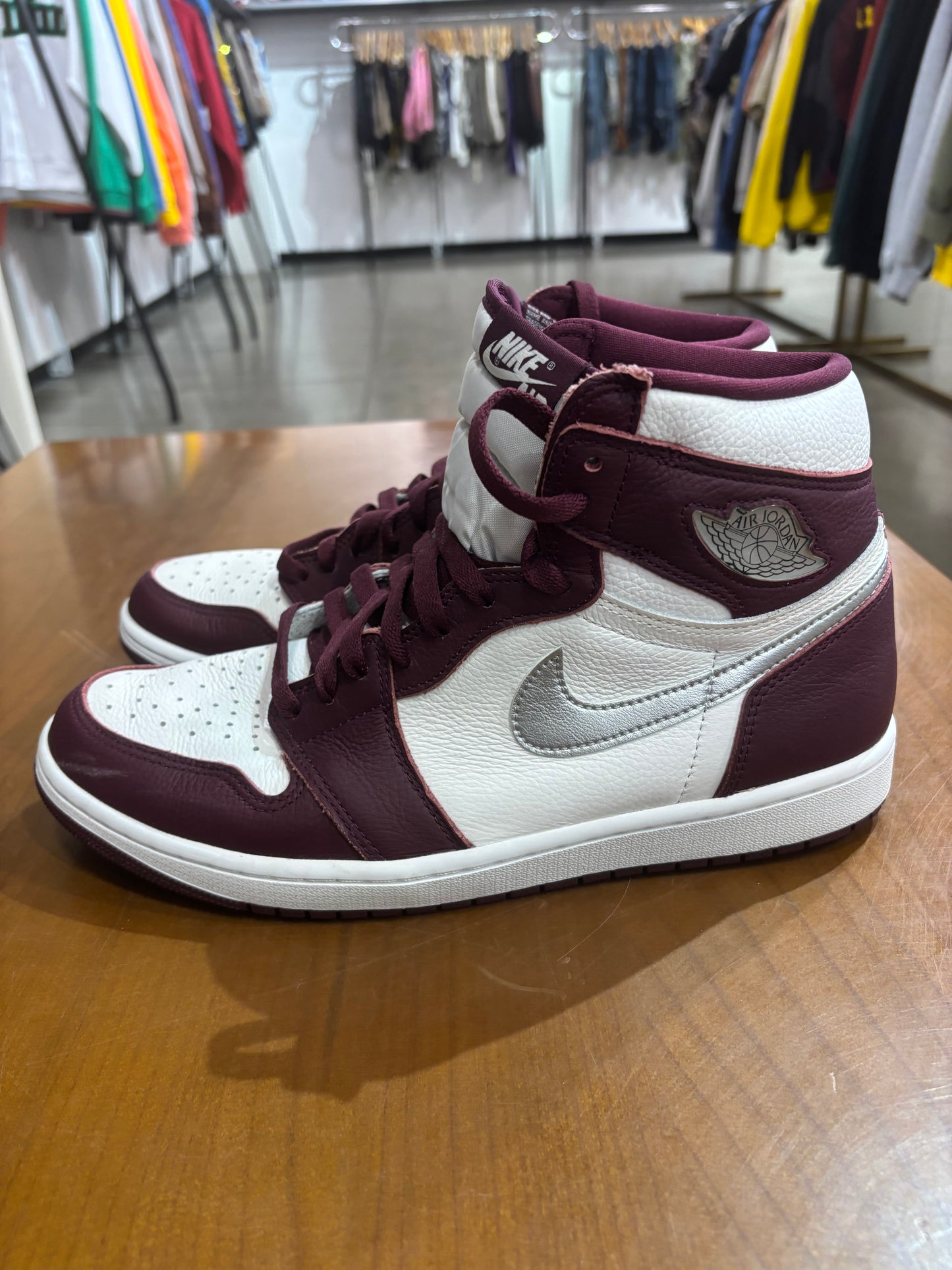 Preowned Air Jordan 1 Bordeaux
