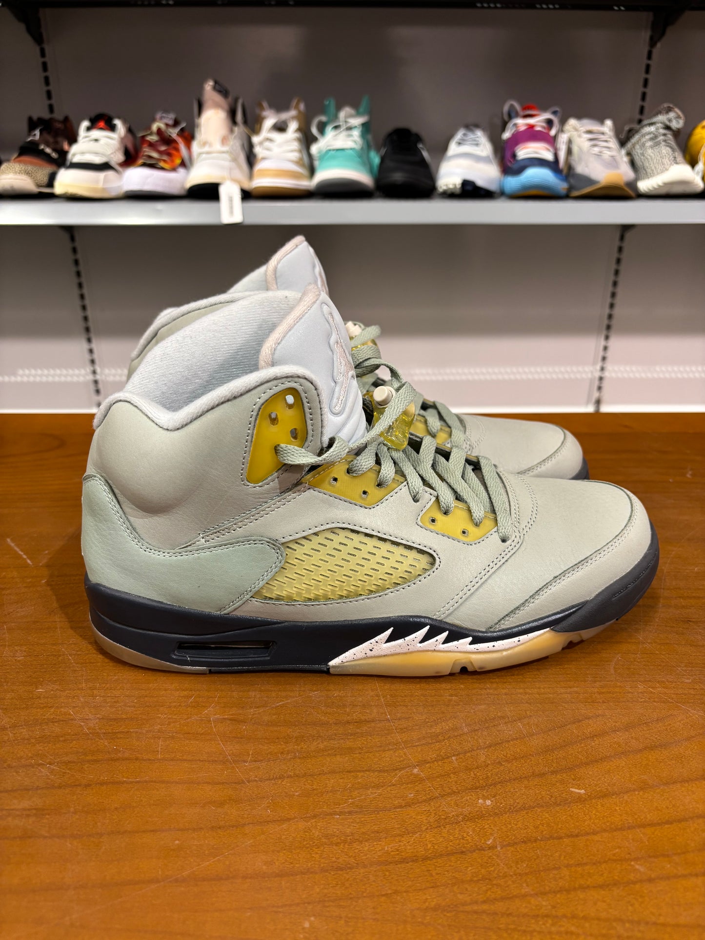 Preowned Air Jordan 5 Jade Horizon