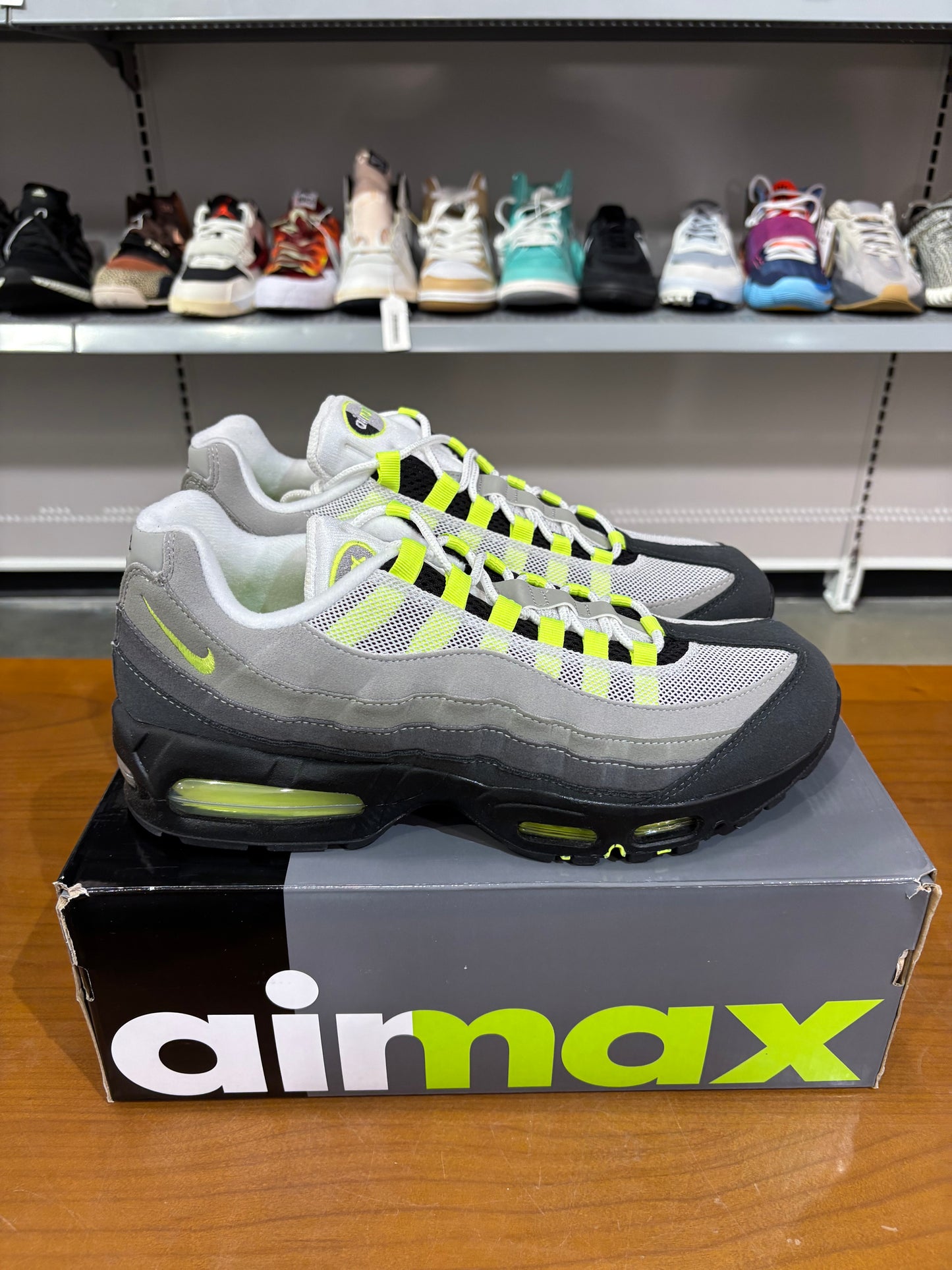 Nike Air Max 95 OG Big Bubble Neon 2025