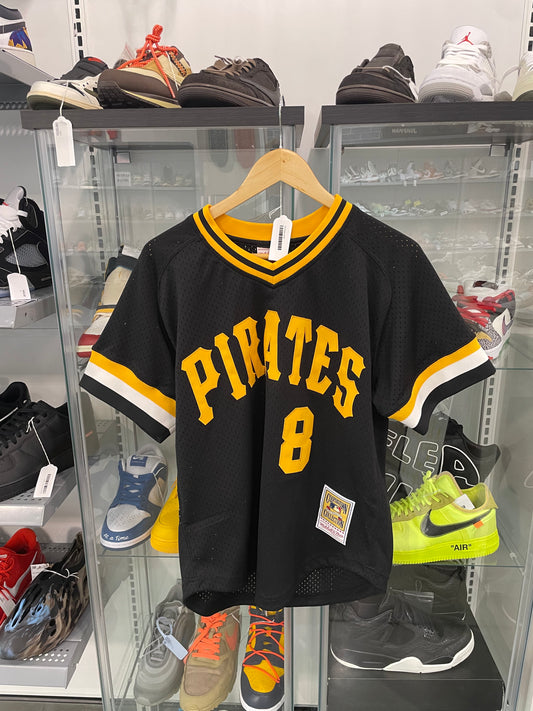 Preowned Pirates Jersey
