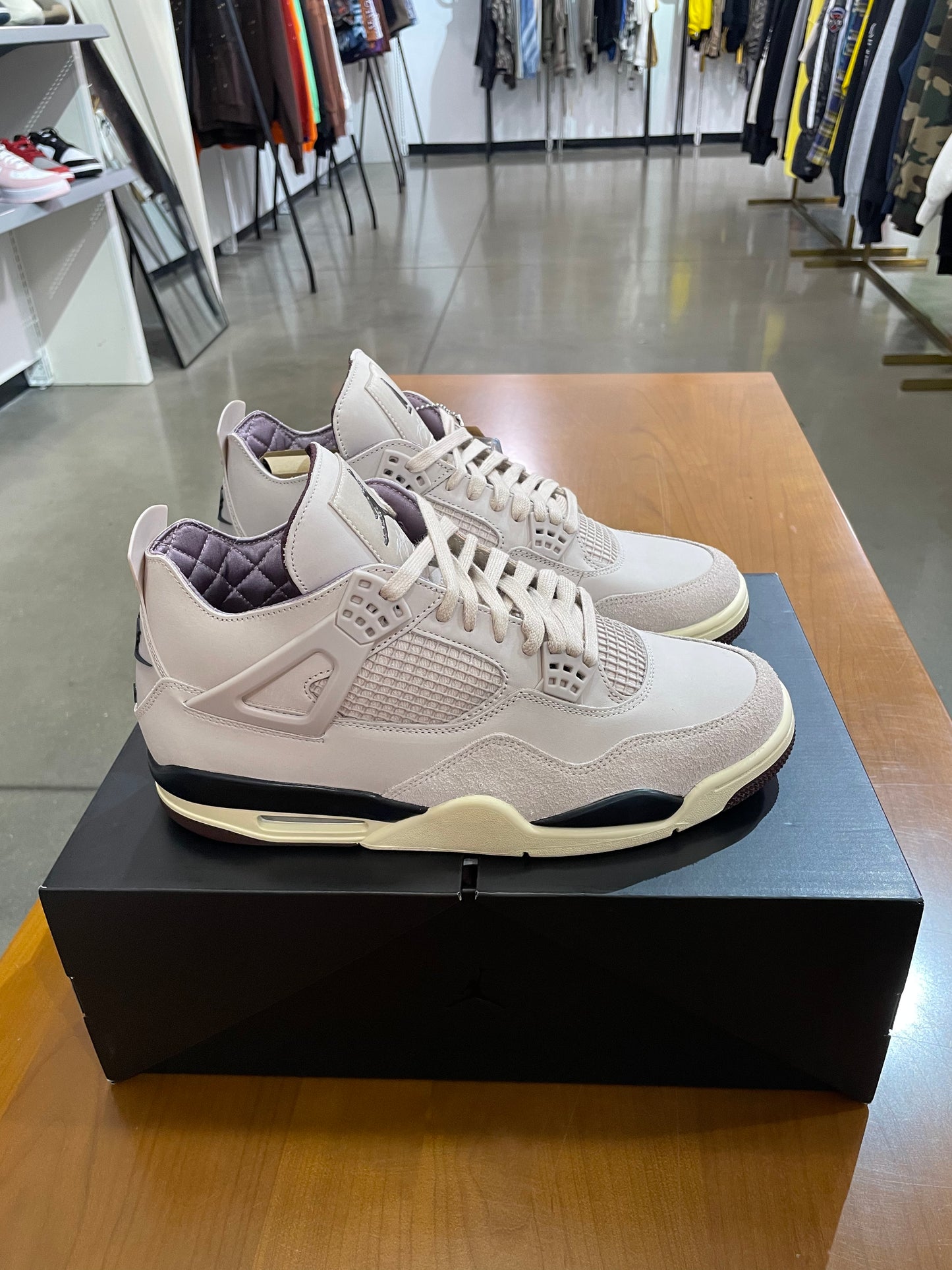 Air Jordan 4 AMM WYWS