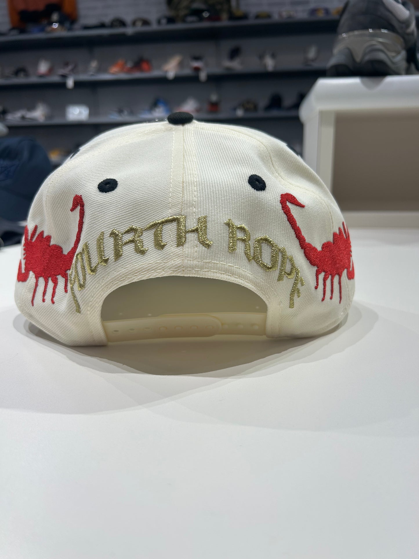 New Era Heels Cap