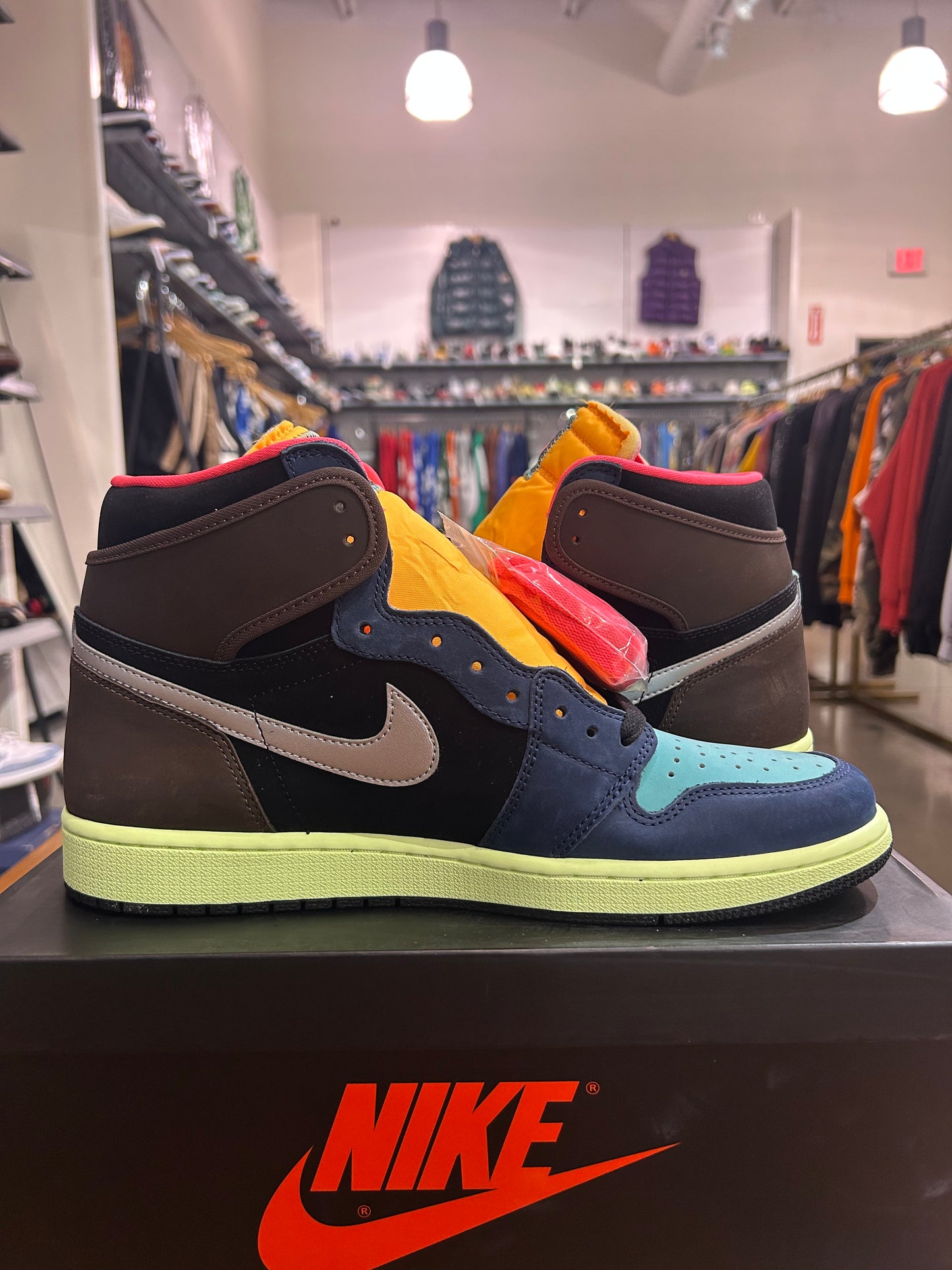 Air Jordan 1 Tokyo Bio Hack